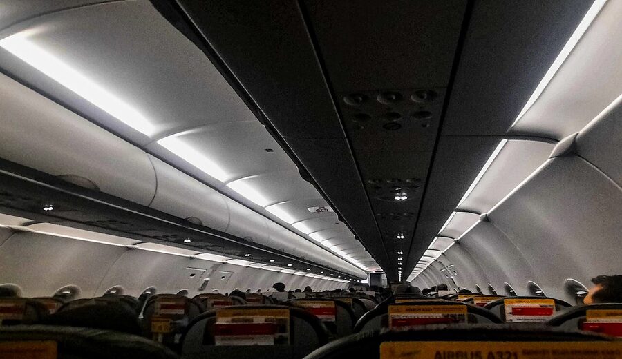 Interior cabin of an Airbus A321